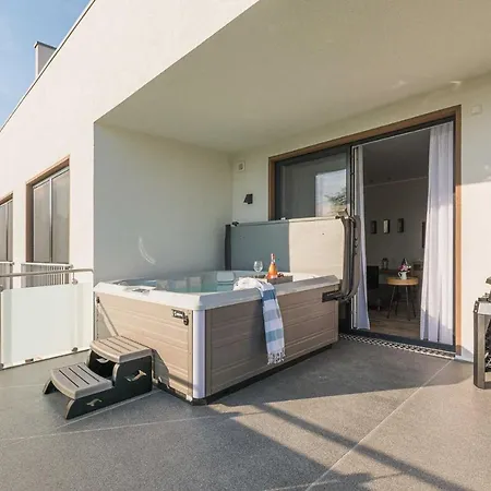 아파트 Luxus_spa_og_fewo Quartier 4 _we 4_ *